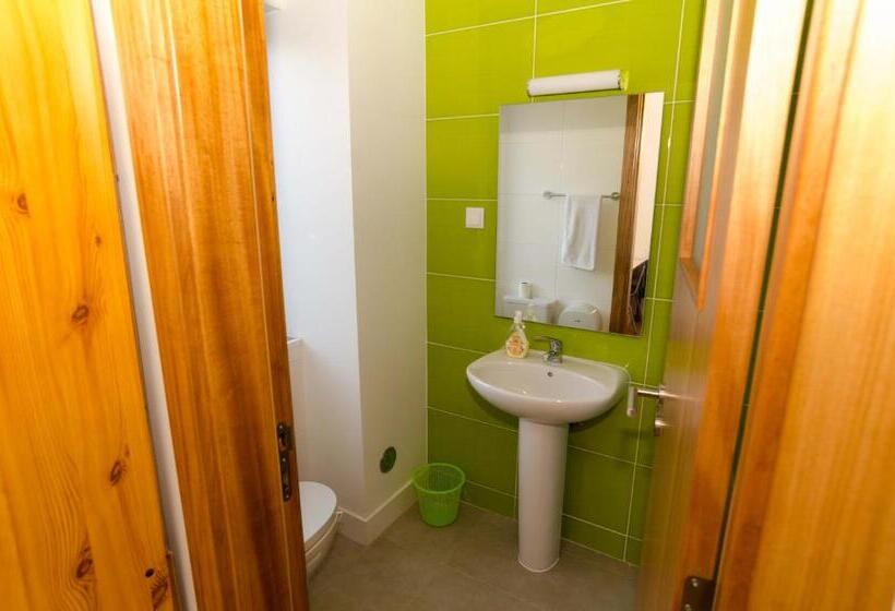 Faro Albacor Residence   Hostel