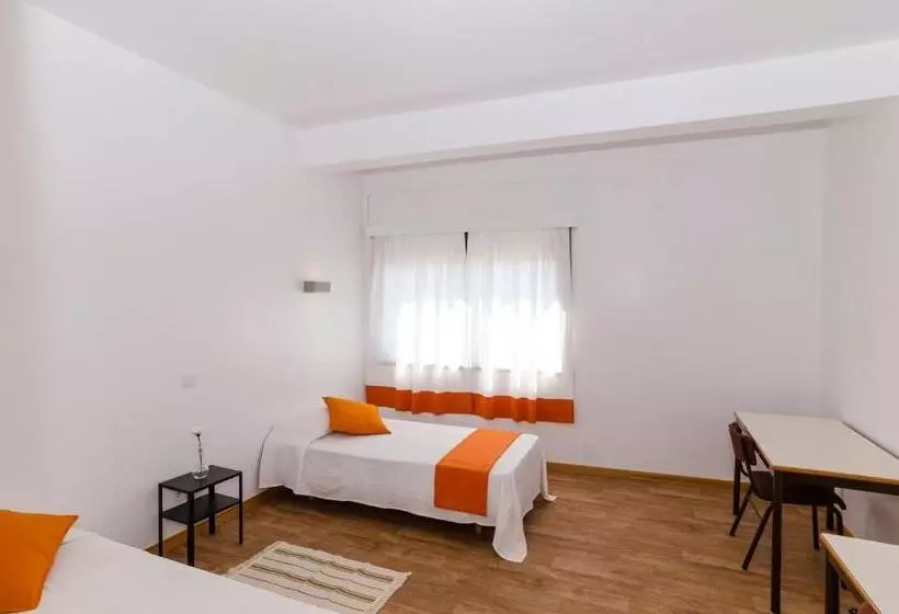 Faro Albacor Residence   Hostel