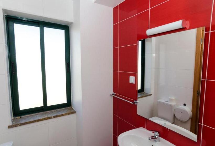 Faro Albacor Residence   Hostel