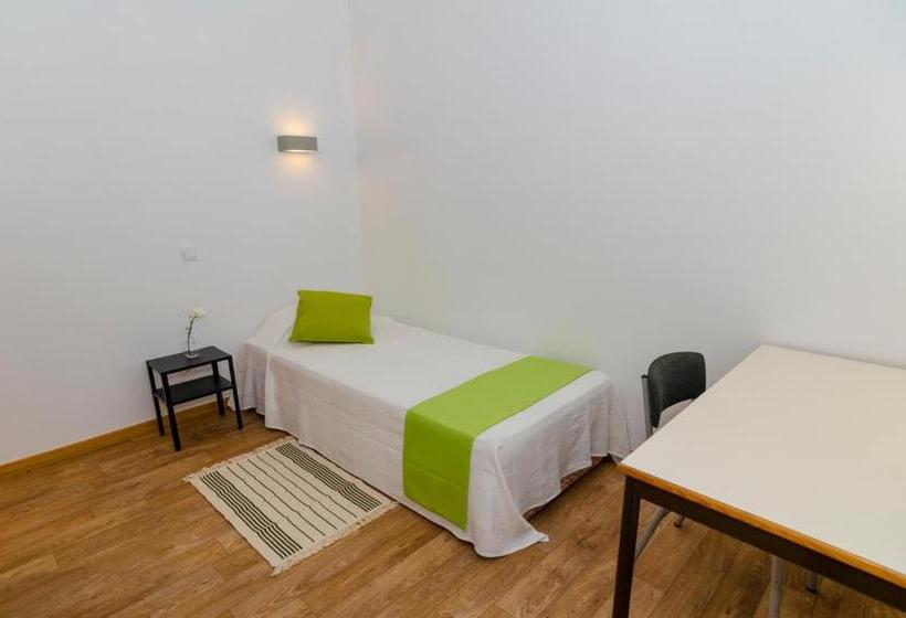 Faro Albacor Residence   Hostel