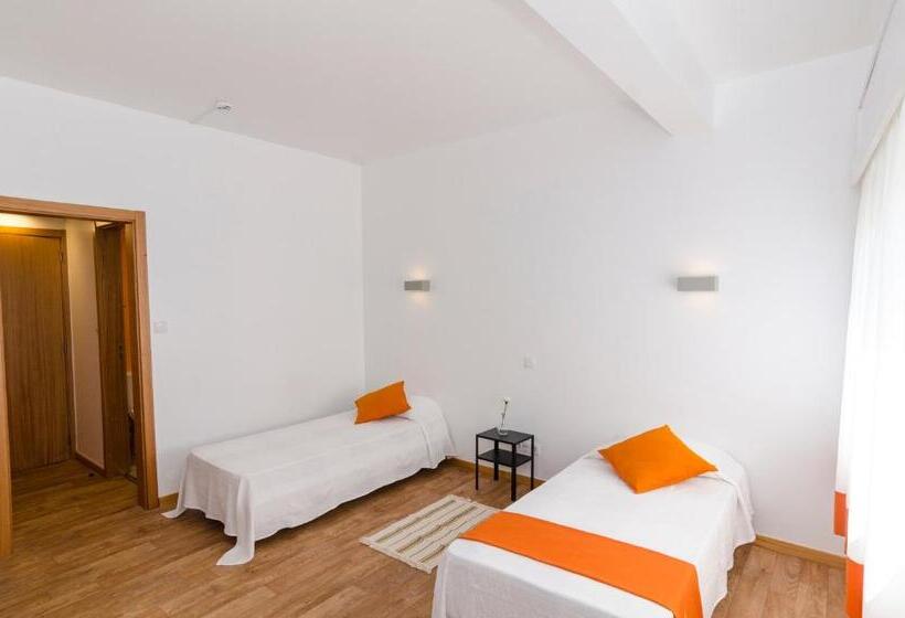 Faro Albacor Residence   Hostel