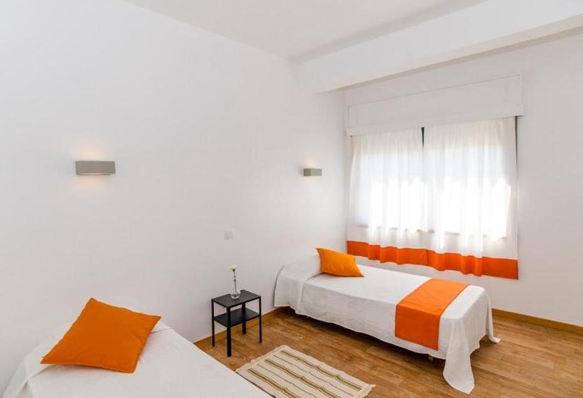 Faro Albacor Residence   Hostel