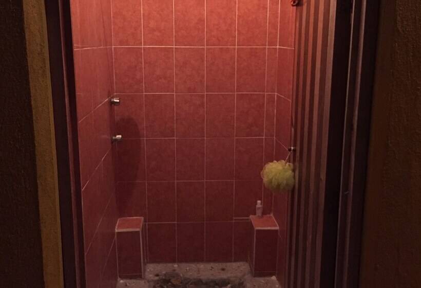 Hostal Alejo Monte Mar