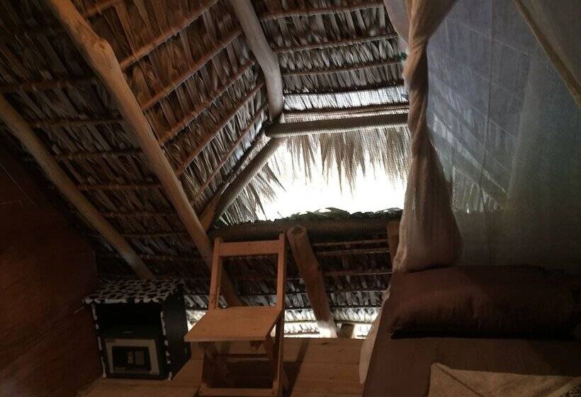 Hostal Alejo Monte Mar