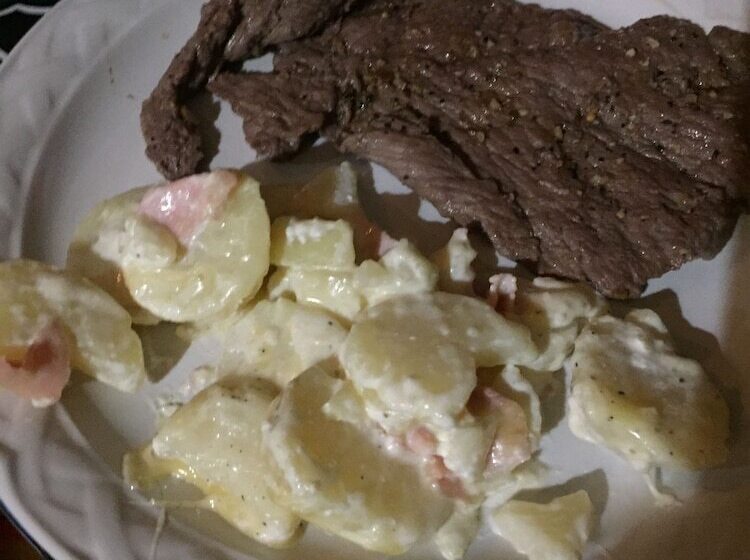 Hostal Alejo Monte Mar