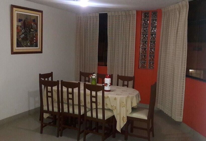 مسافرخانه Via Loma Blanca