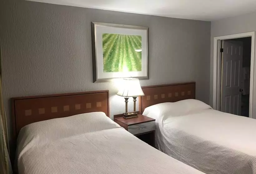 Hotelli Bay Breeze Inn Bradenton Downtown