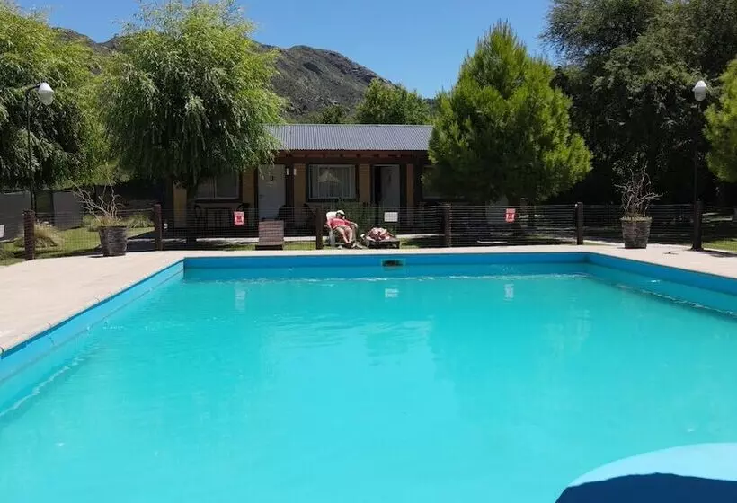 ホテル Estacion Potrero Cabañas Y Habitaciones