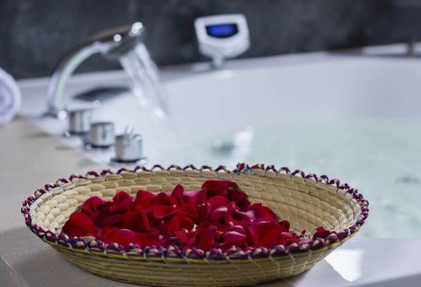 فندق Intiterra The Luxury Apart