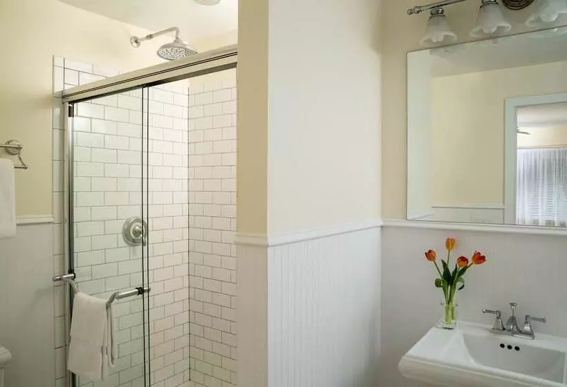 Hotelli The Woodstock Inn On The Millstream