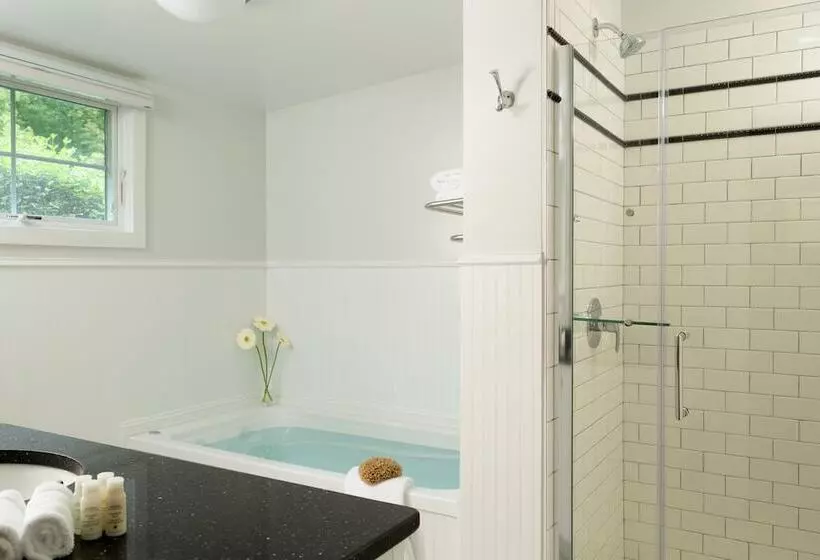 Hotelli The Woodstock Inn On The Millstream