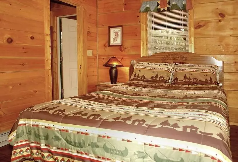 Jon S Pond On Cosby Creek   2 Bedrooms, 2 Baths, Sleeps 6 Cabin By Redawning