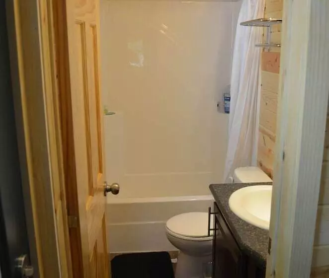 Lake Avenue Rv Resort