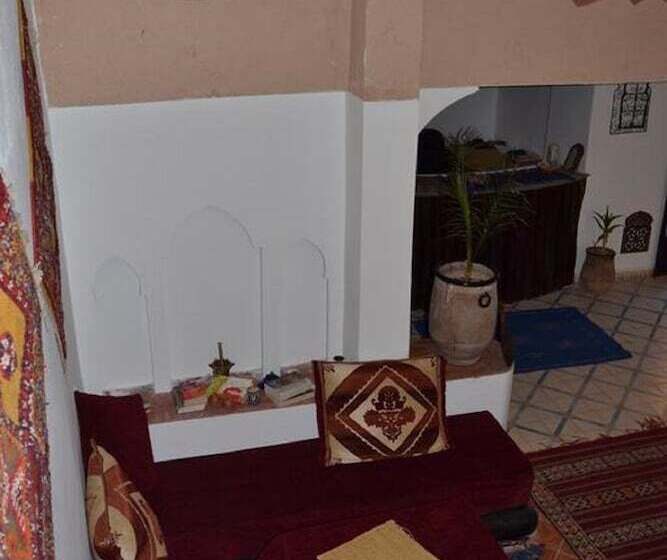 פנסיון Auberge Tissadrine