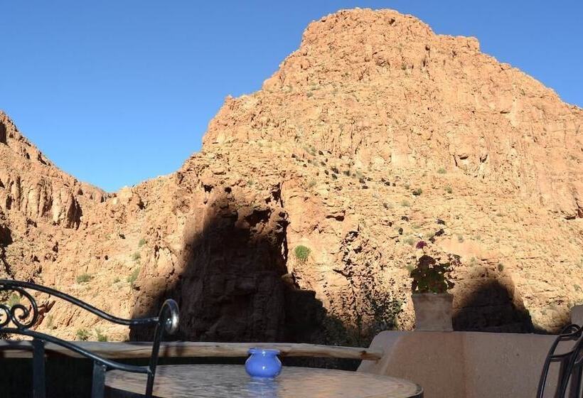 פנסיון Auberge Tissadrine