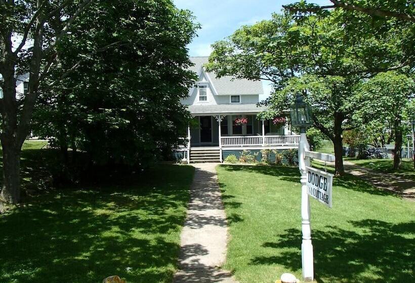 پانسیون Dodge Cottage