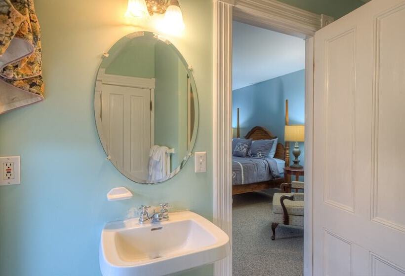 پانسیون Dodge Cottage