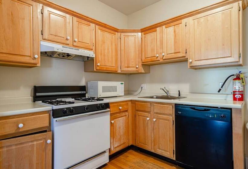 پانسیون Dodge Cottage