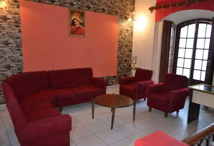 پانسیون Mandragora Hostel