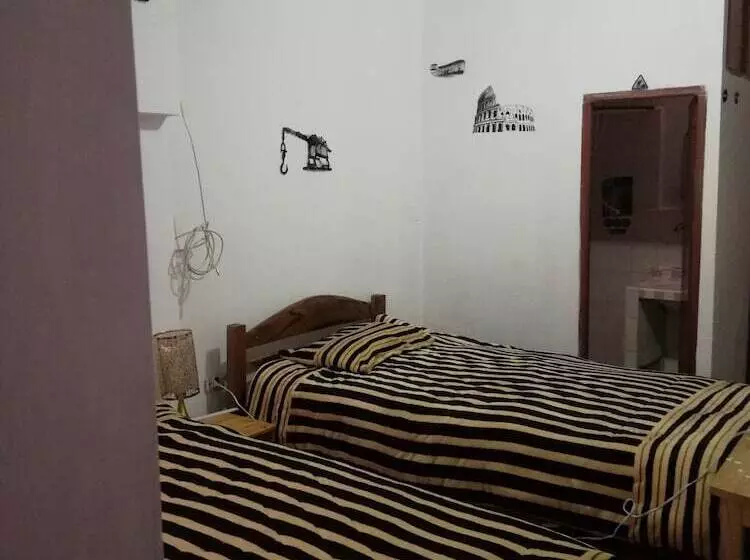 پانسیون Mandragora Hostel