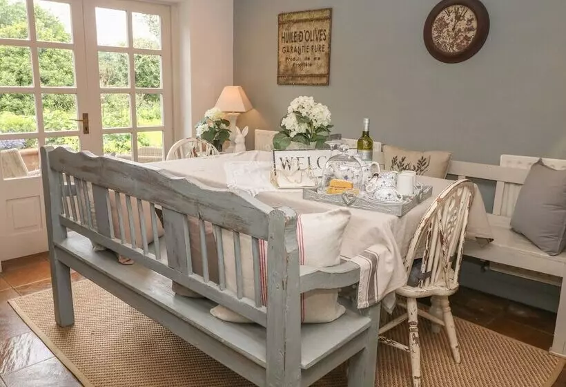 Grange Cottage