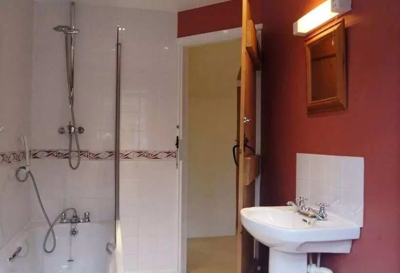 Grooms Cottage