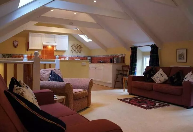 Grooms Cottage