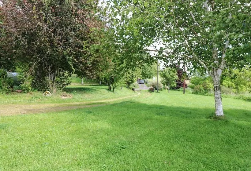 Brae Of Airlie Farm
