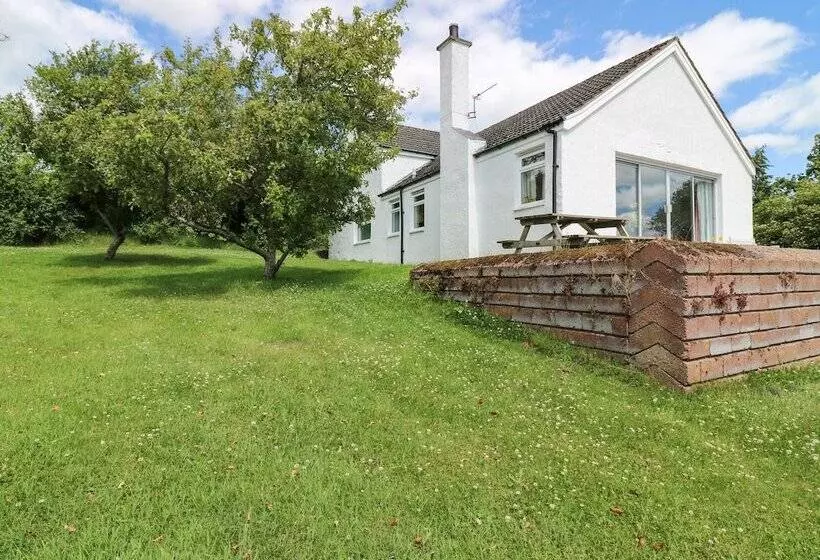 Brae Of Airlie Farm