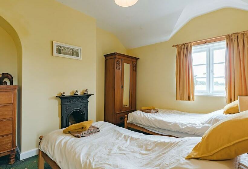 Eudon Burnell Cottage