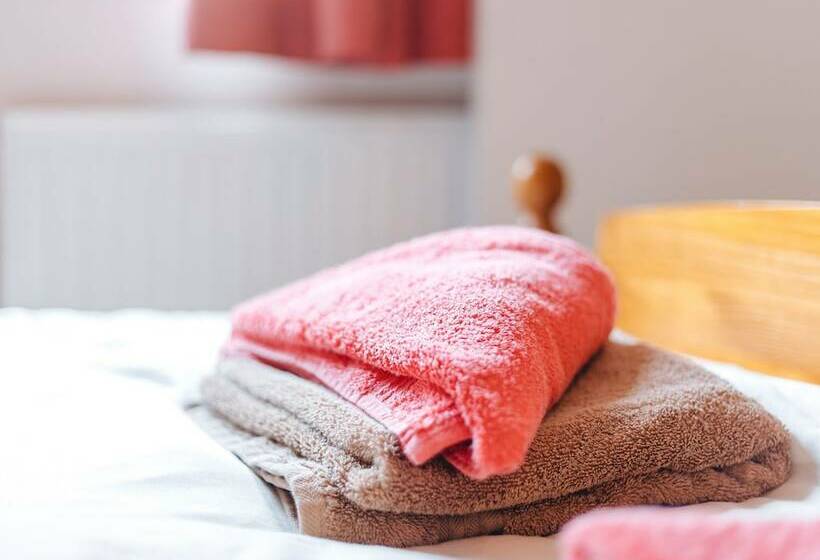 Eudon Burnell Cottage