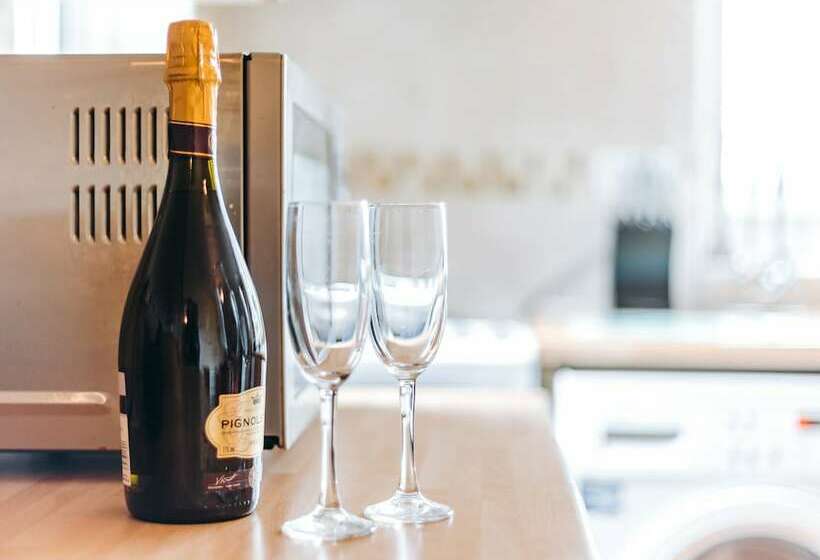 Eudon Burnell Cottage