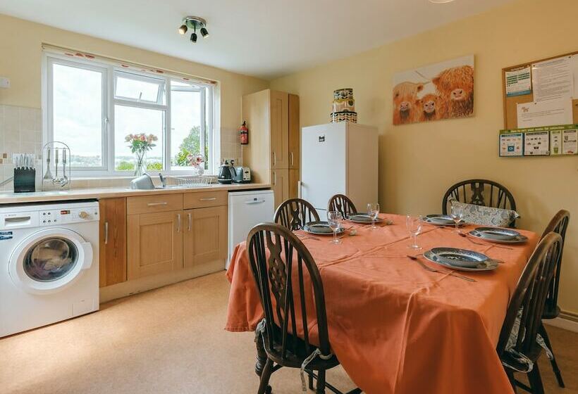 Eudon Burnell Cottage