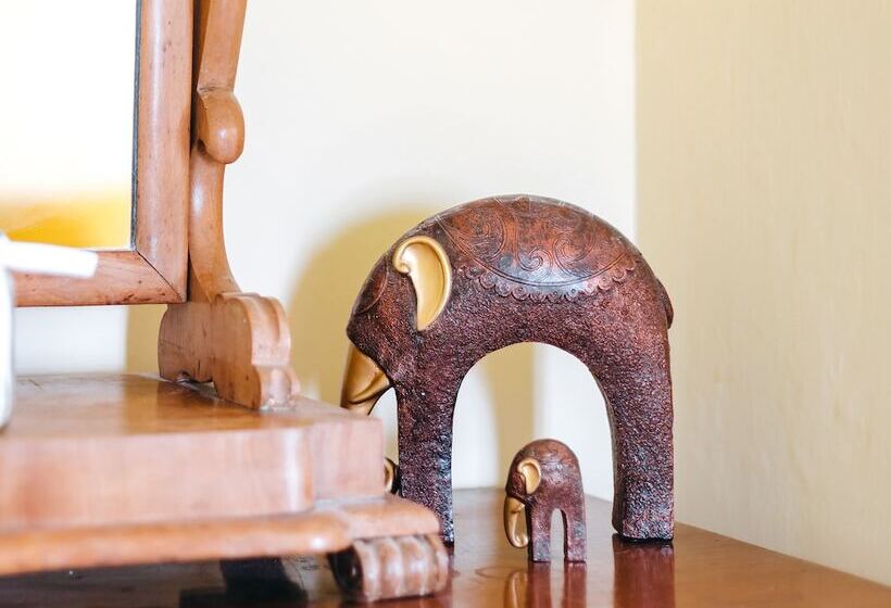 Eudon Burnell Cottage