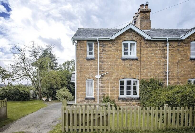 Eudon Burnell Cottage