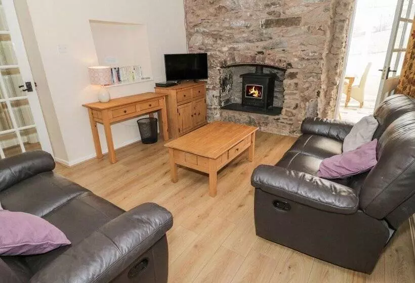 Glan Y Gors Cottage