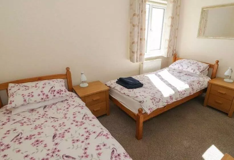 Glan Y Gors Cottage