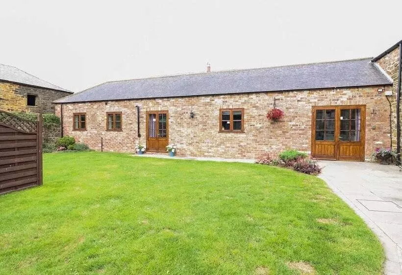 Mistal Cottage