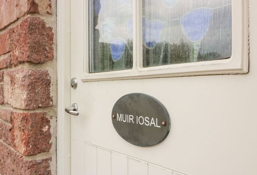 Muir Iosal
