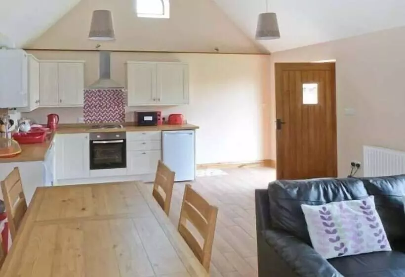 Pottowe Cottage