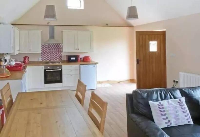 Pottowe Cottage