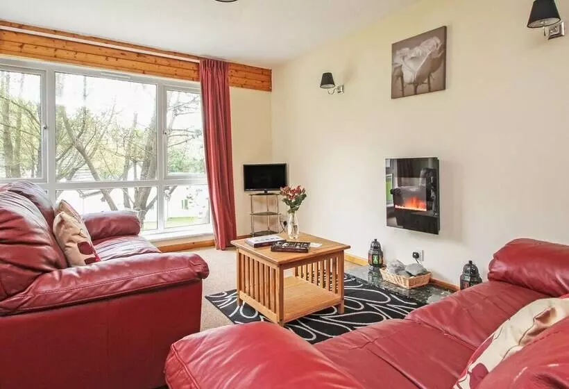 4 Manorcombe