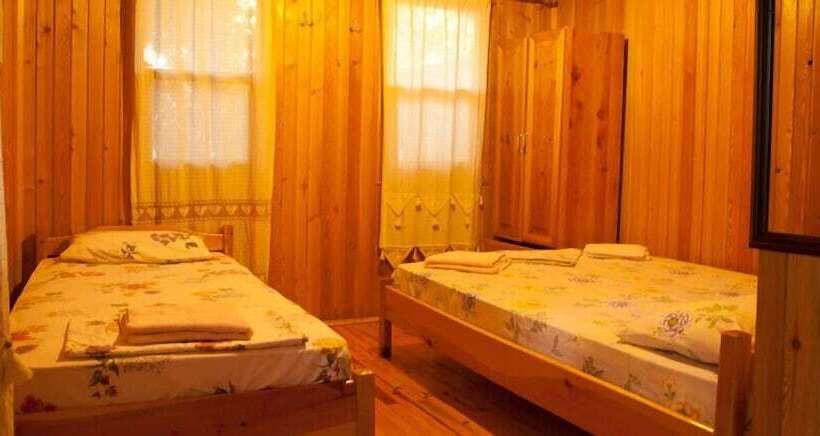 هاستل Bayrams Tree Houses