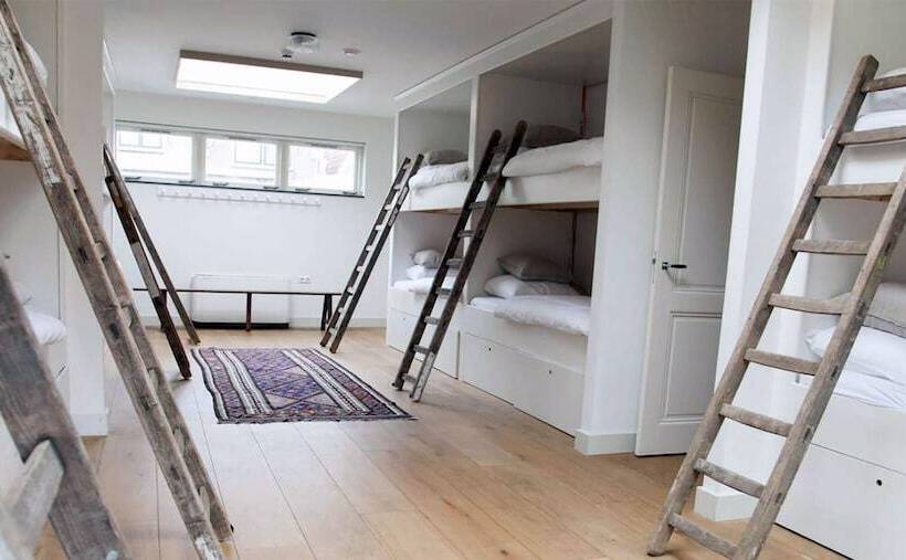 هاستل Hello I M Local