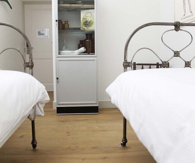 هاستل Hello I M Local