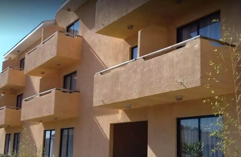 Amable Apart Hotel Escala Real