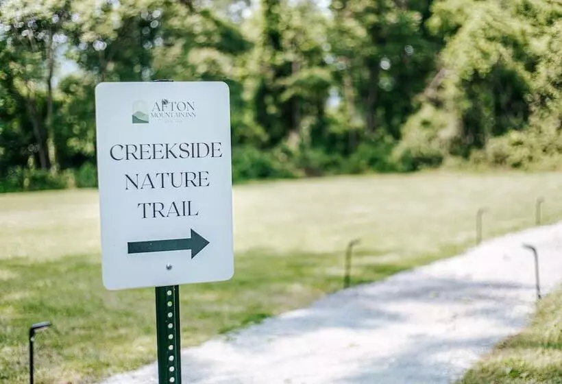 Aamiaismajoitus (B&B) Afton Mountain Inn