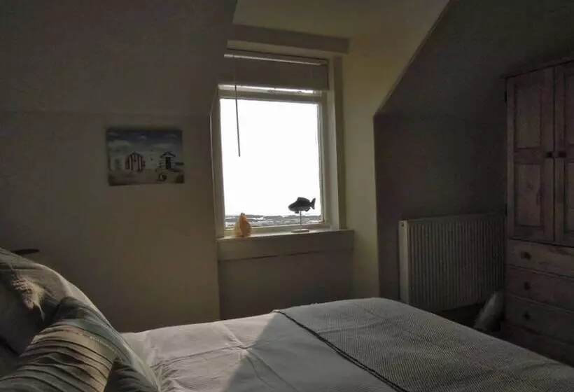 Aamiaismajoitus (B&B) Seascape Largo