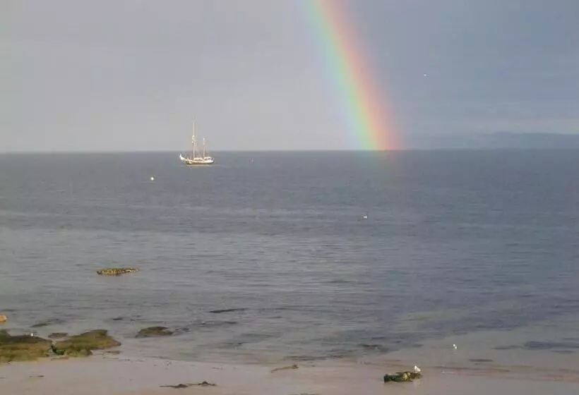 Aamiaismajoitus (B&B) Seascape Largo