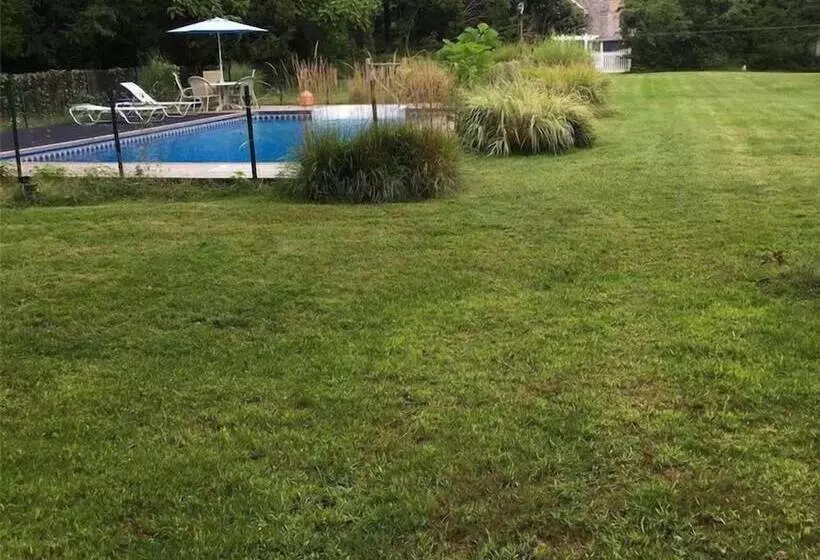 Carole S Place B & B